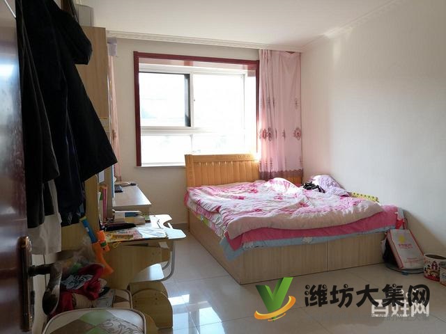 领秀城，南向大客厅，上下复式，兴华學区房