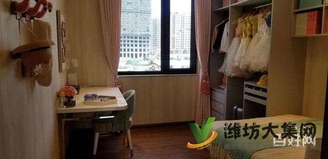 青云国际城，3室2厅2卫大H户型，房主急售急售