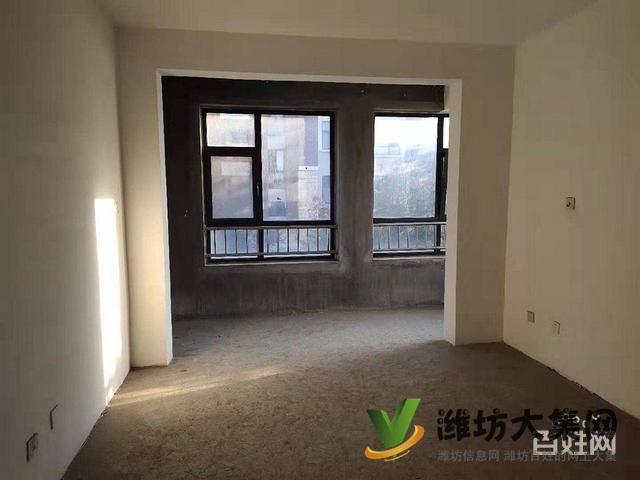 青云郡三室两厅好房，毛培房给你更大的装修空间，