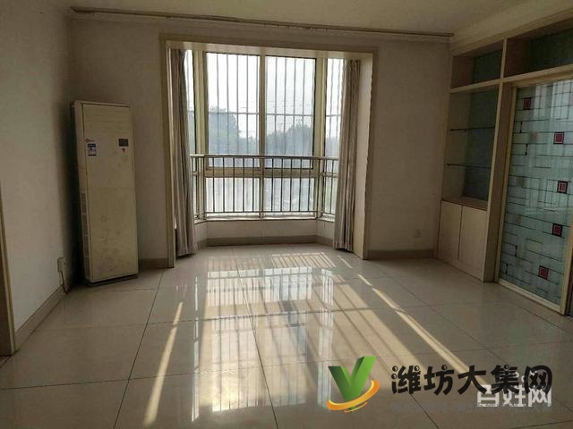 适合老人住，过度房，多层二楼，精装两室，送仓库