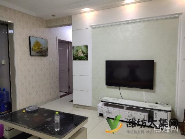 南关小学附近电梯洋房四楼精装三室