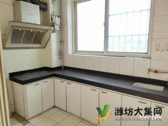 适合老人住，过度房，多层二楼，精装两室，送仓库