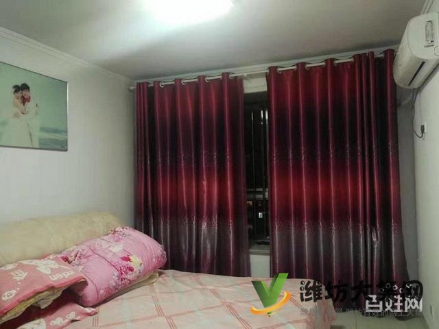 此房为结婚准备，舒适三室，精装修，现因换大房，找有