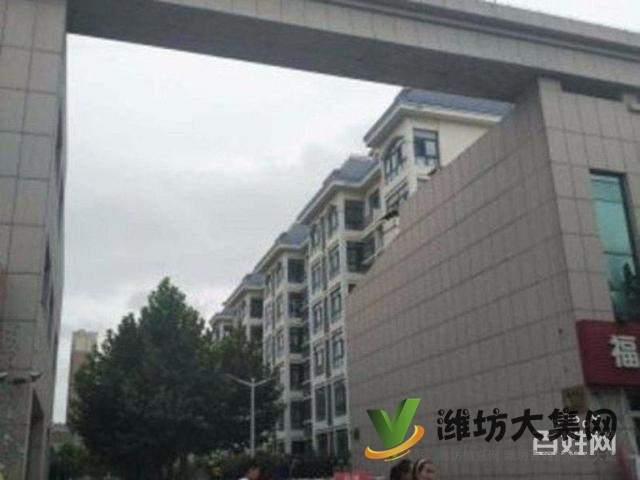 佳乐家旁 明德花园3室2大厅精装婚房 赠阁楼 急售69.8万