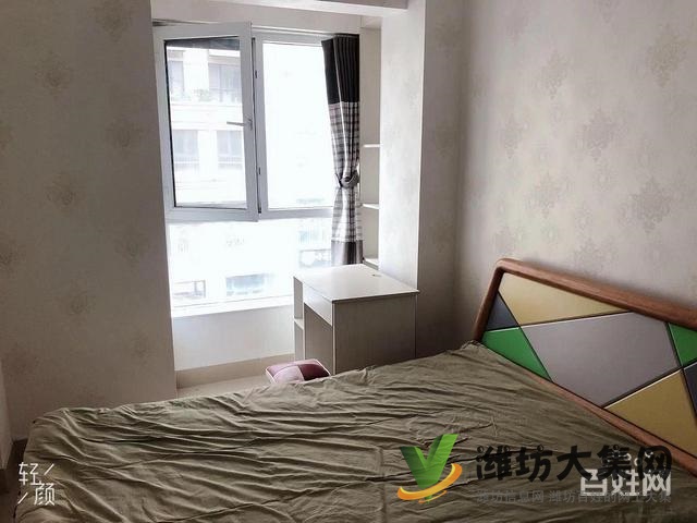 诚信出售二楼精装房一套，未住过