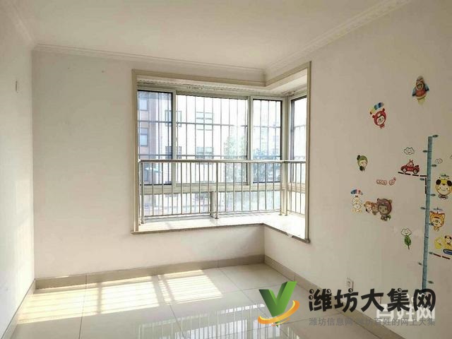 适合老人住，过度房，多层二楼，精装两室，送仓库