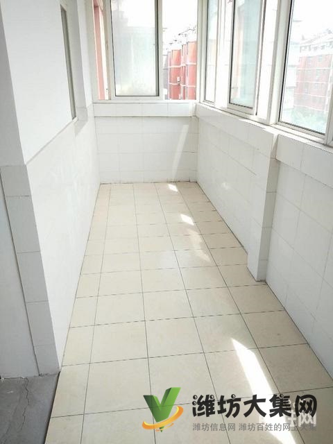 真贱，便宜124平大三室，龙泉太 阳城，送地下室，