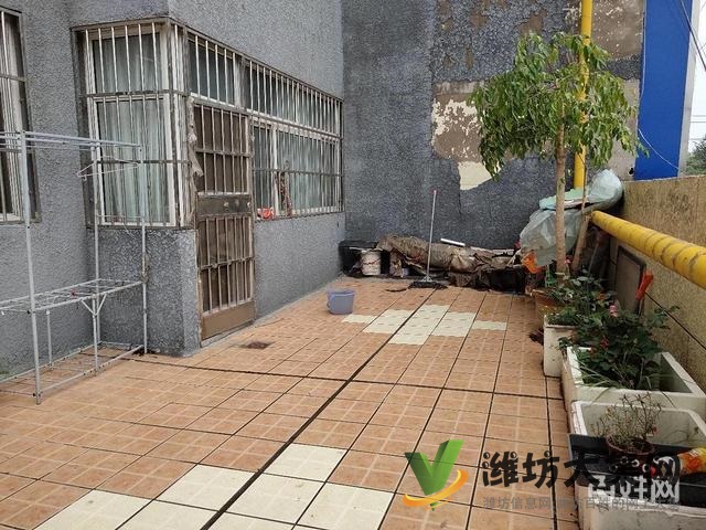 市北区中央世家3楼118平 三室两厅 精装 送30