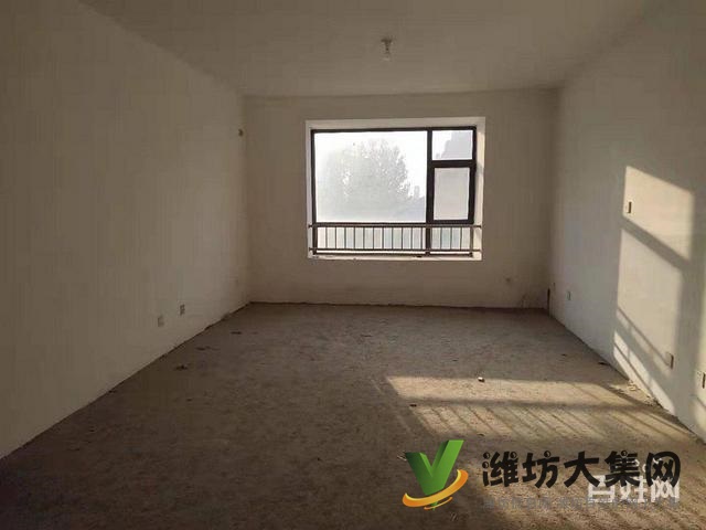 青云郡三室两厅好房，毛培房给你更大的装修空间，