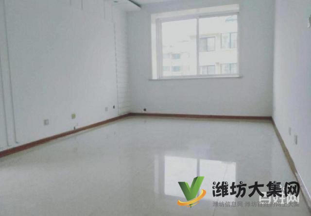 通亭街海龙路高铁站近，三室朝阳，精装修，周边配套齐