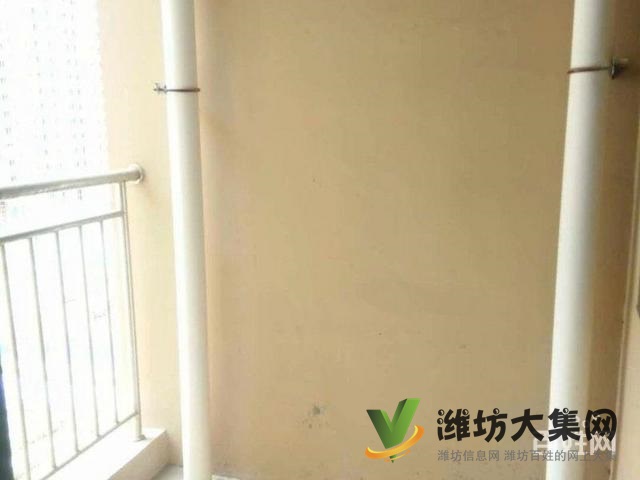 低首付 区政府近 凡尔赛丽都 客厅朝阳 新房未住