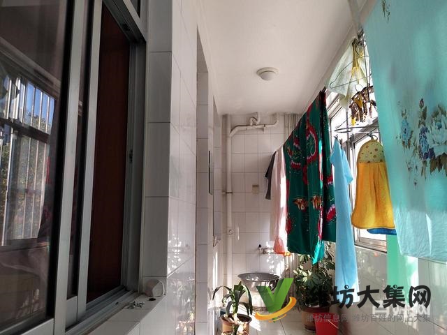 汇安小区 精装三室两厅两卫 带车库 划青云山小学 东埠中学