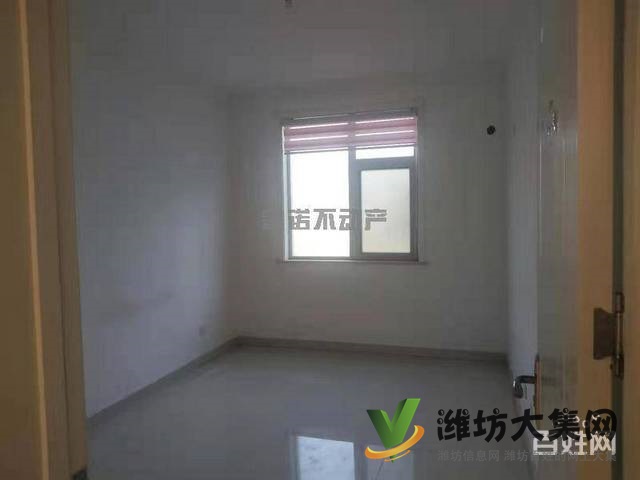 首付20万买建桥***水木清华  一楼带院 120平简装三室