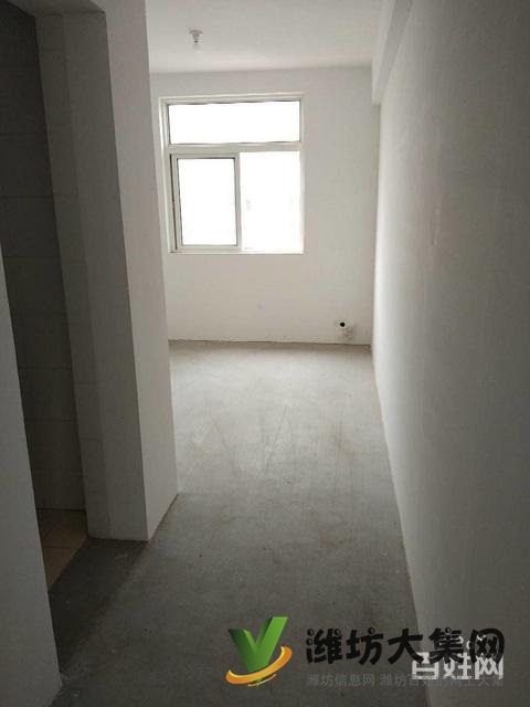 真贱，便宜124平大三室，龙泉太 阳城，送地下室，