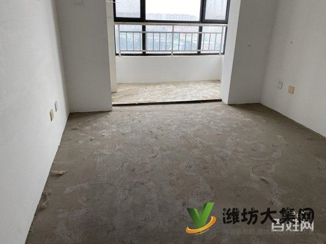 买奥体近大三室，超底价格，视野 开阔，全天采光南北通透