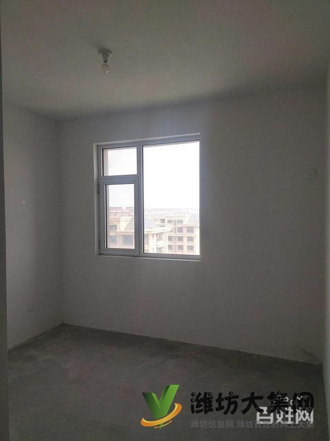 凡尔赛丽都 115平3室2厅 57万 急售急售