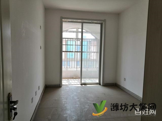 福满园上下复式，精装未住，四室两厅带仓库