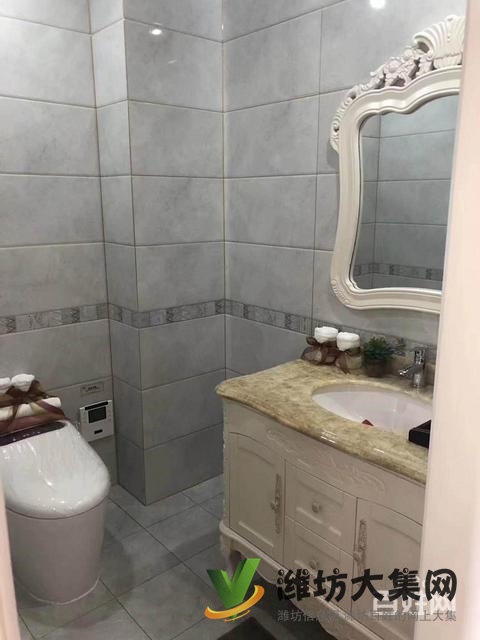 阳光100三期128平三室两厅两卫南北通透