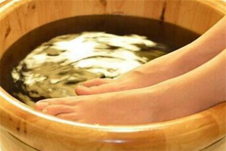 泡脚